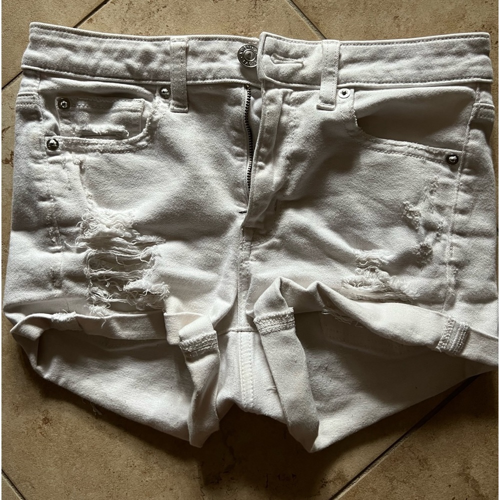 American Eagle white shorts super stretch size 6